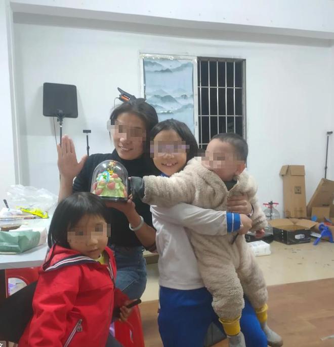 ：家庭背景曝光哥嫌她无理取闹回应pg电子入口福建4娃妈拒补票后续(图5)